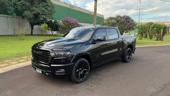RAM 1500 3.0 HURRICANE 6 BITURBO GASOLINA LARAMIE NIGHT EDITION CD 4X4 AUTOMÁTICO